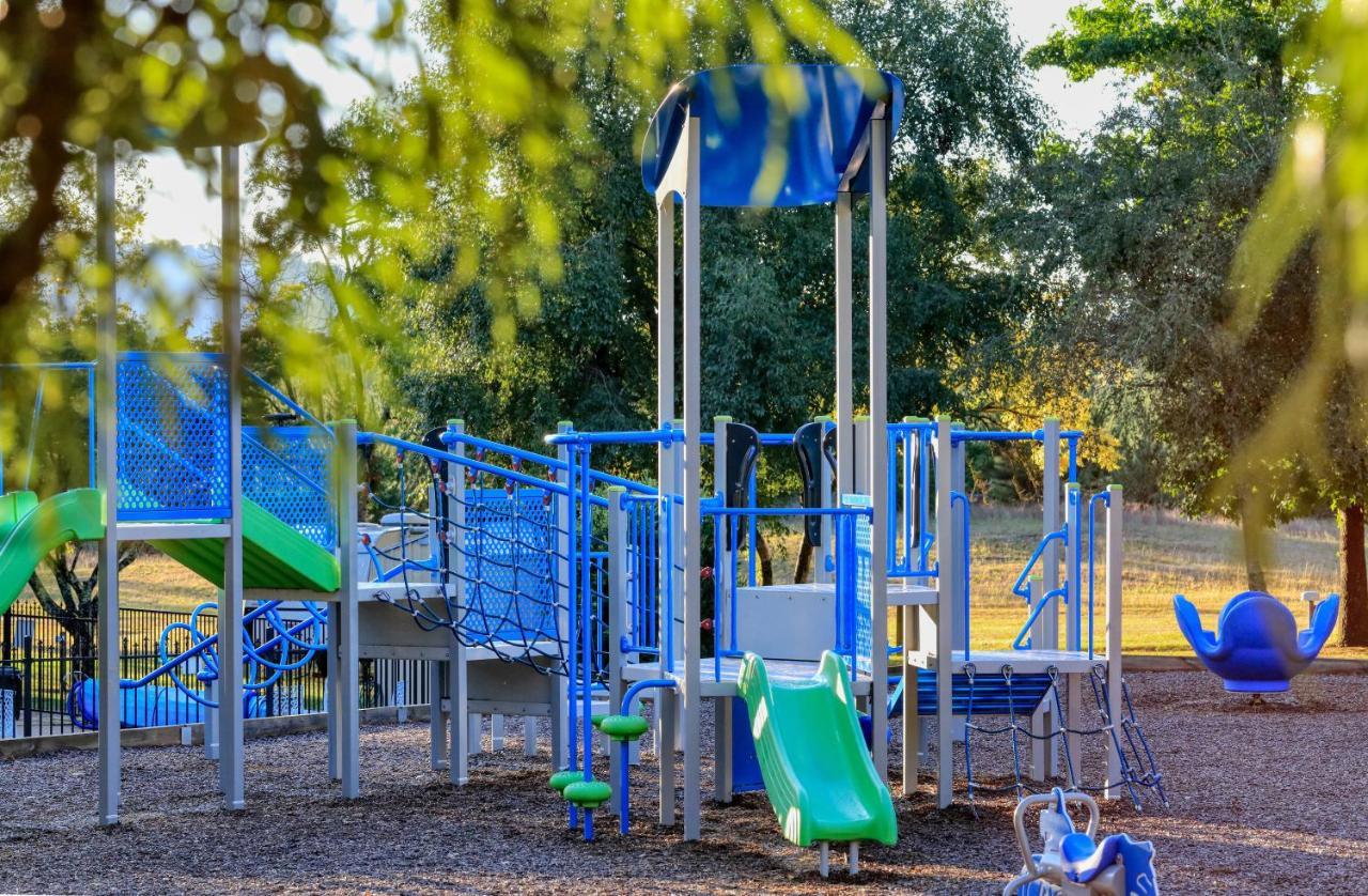 Big4 Porepunkah Holiday Park Bright Εξωτερικό φωτογραφία